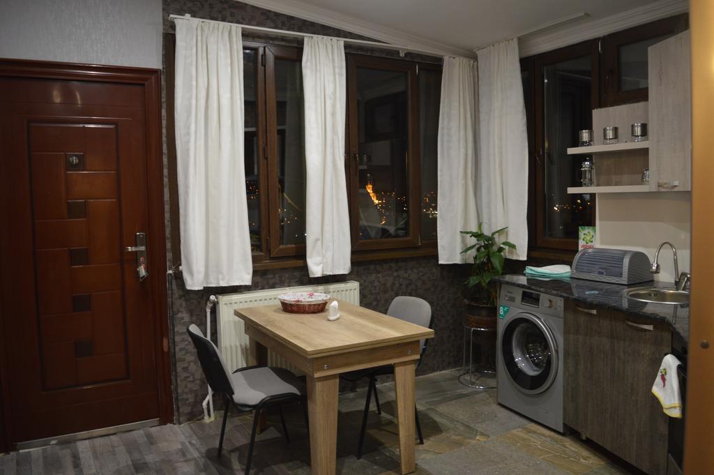 Terasa Mtacminda Apartment Тбилиси Екстериор снимка