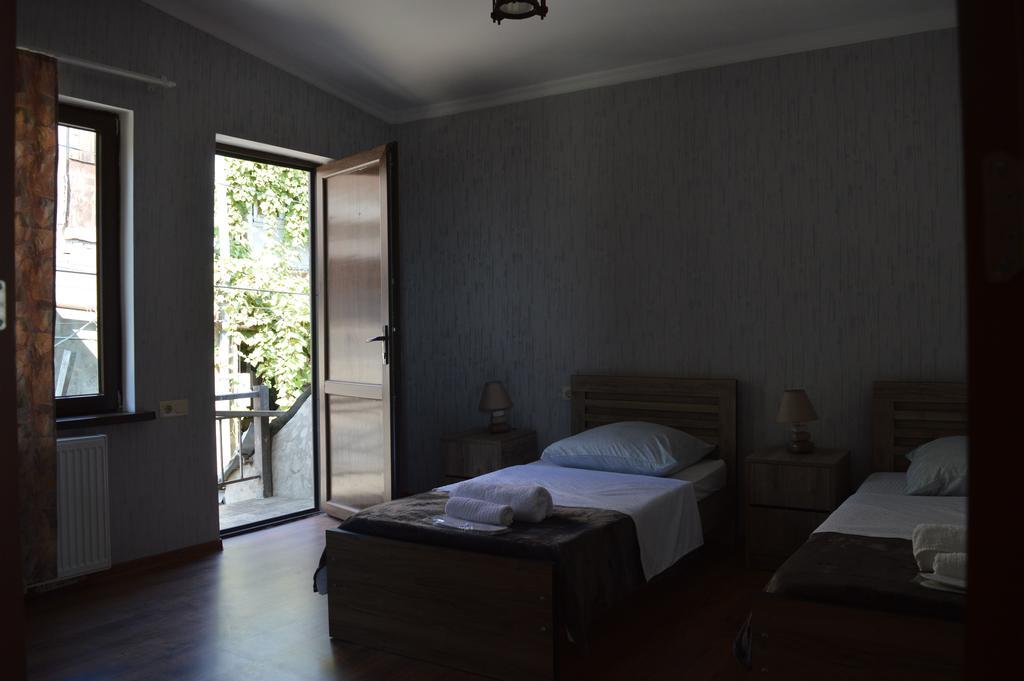 Terasa Mtacminda Apartment Тбилиси Екстериор снимка